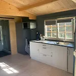 Fields 1216 Bed & Breakfast Zwaanshoek