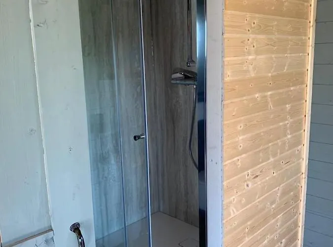 Bed & Breakfast Fields 1216 3*